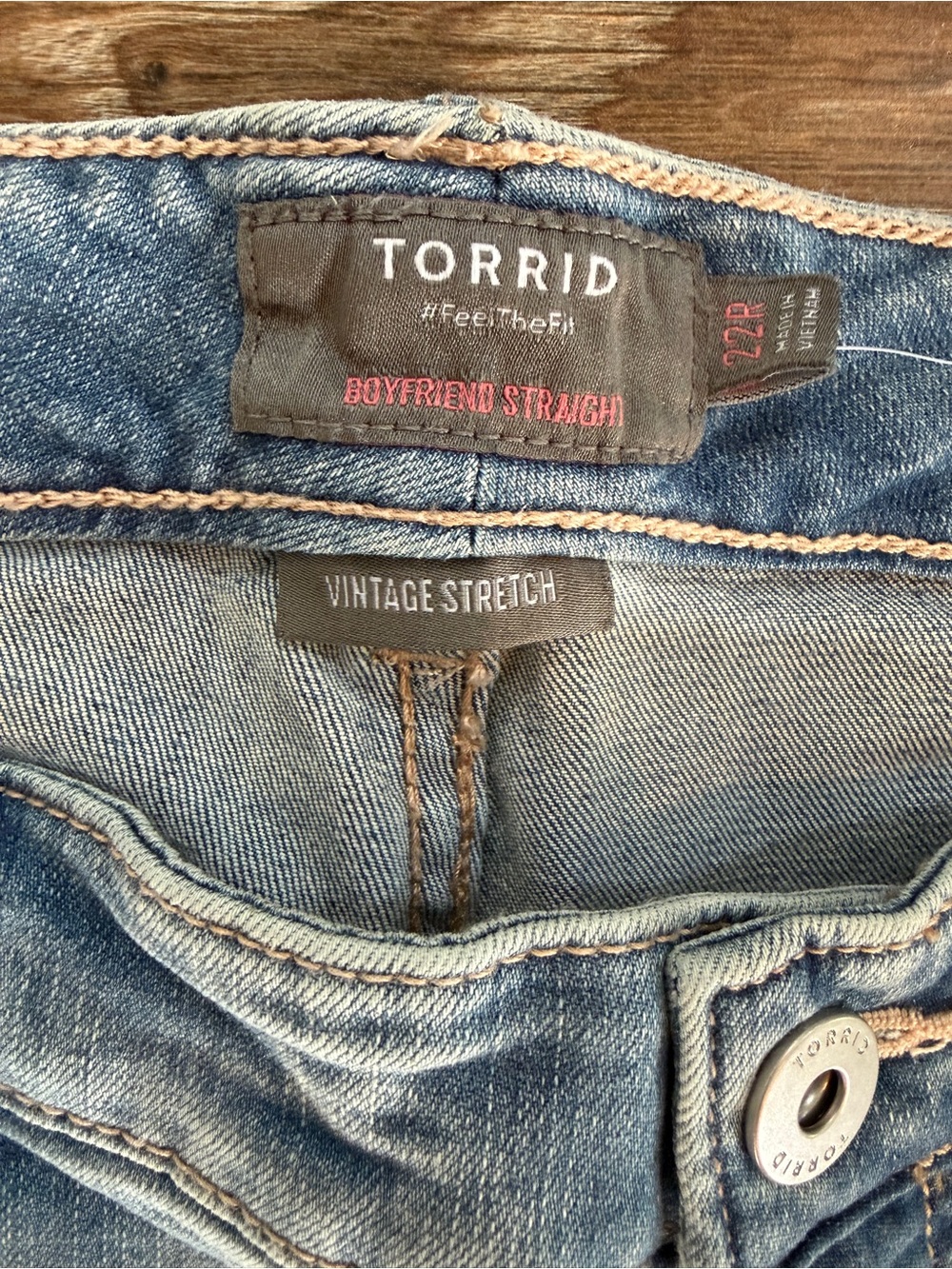 Torrid Size 22R Boyfriend Straight Mid Rise Jean - Picture 3 of 4